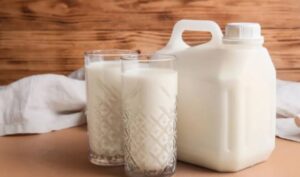 How Many Quarts in a Gallon? Understanding the Quart-to-Gallon Conversion